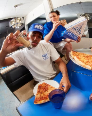 Coinbase Coinbase Pizza - Image 24